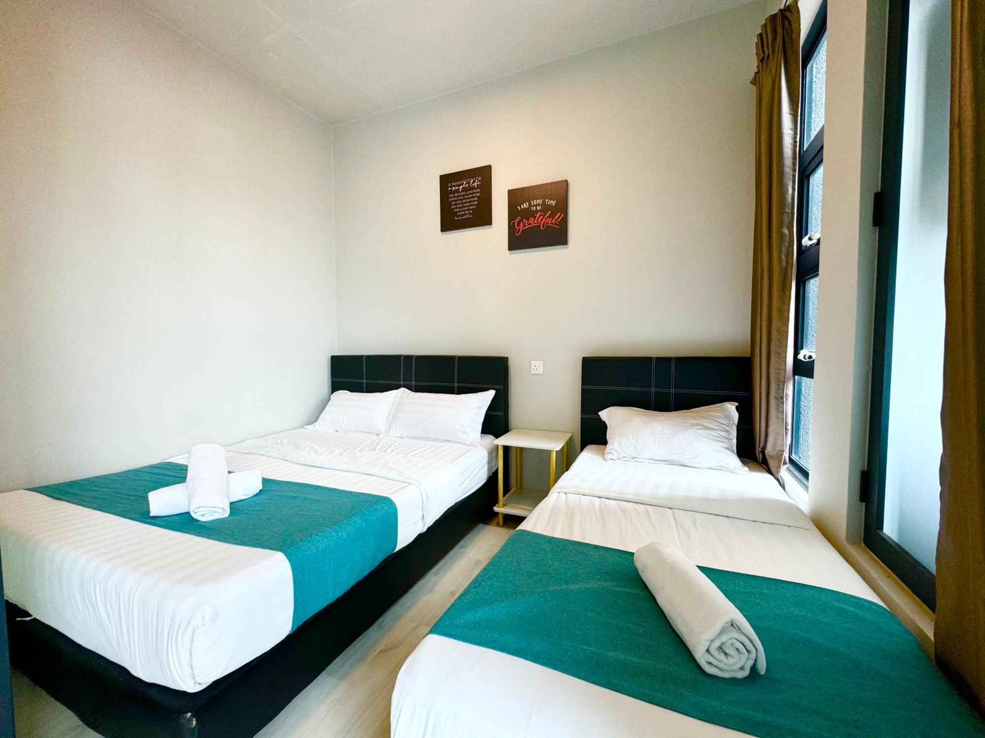 Sunset Seaview Vacation Condos @ Jesselton Quay 코타키나발루 객실 사진