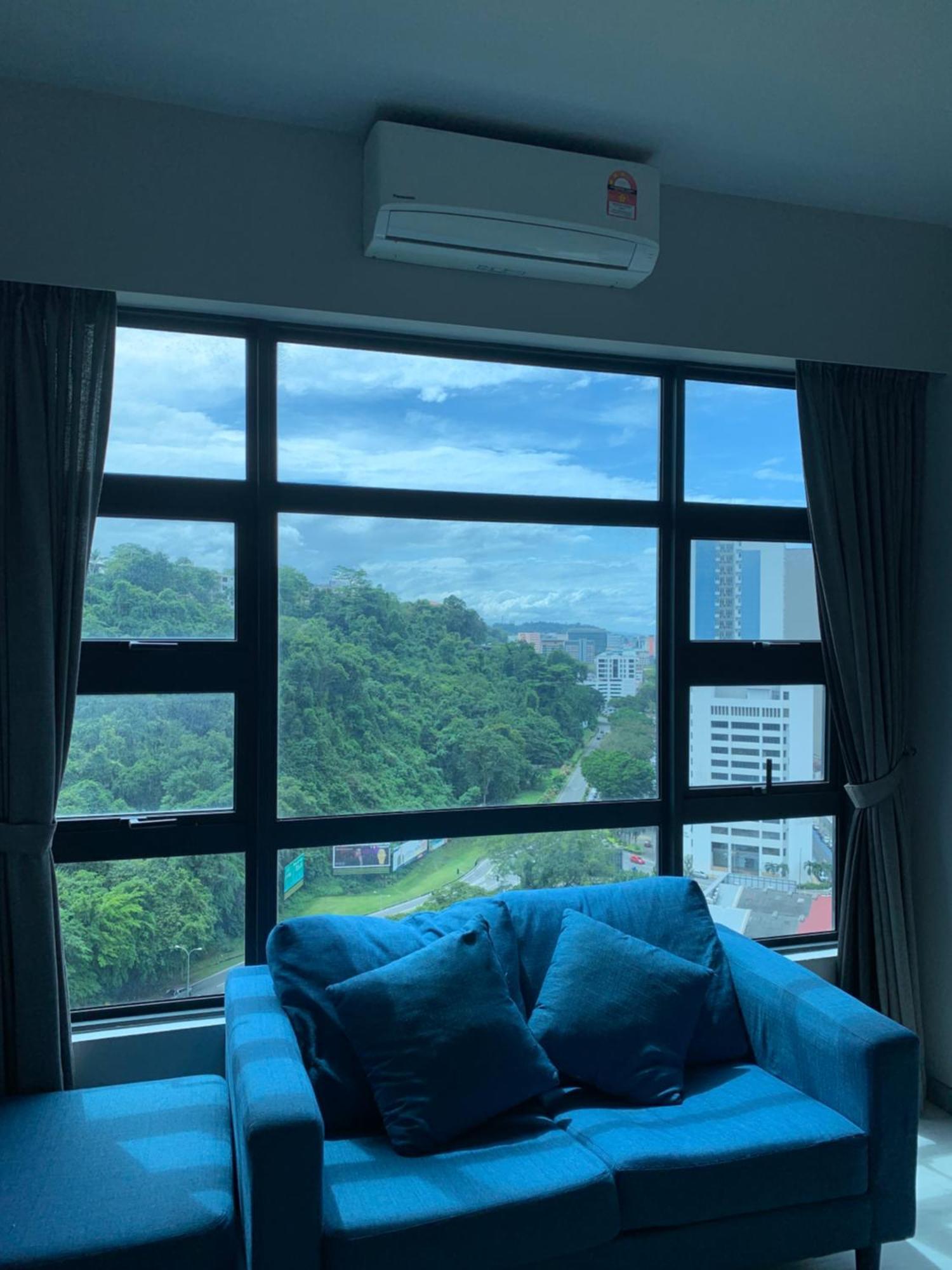 Sunset Seaview Vacation Condos @ Jesselton Quay 코타키나발루 외부 사진